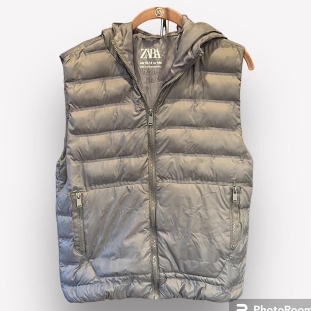 🍕🪻Zara puffer vest heat-sealed hood gray 13-14 CLOSEOUT